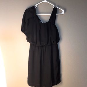 BCBGeneratiom XS black dress